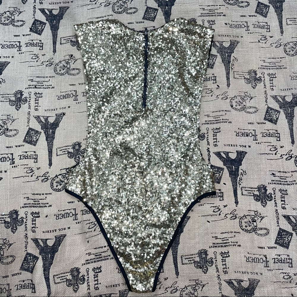 REHAB NWT! Sparkly Gold Sequins Sleeveless Leotard Bodysuit Size L - Picture 14 of 15